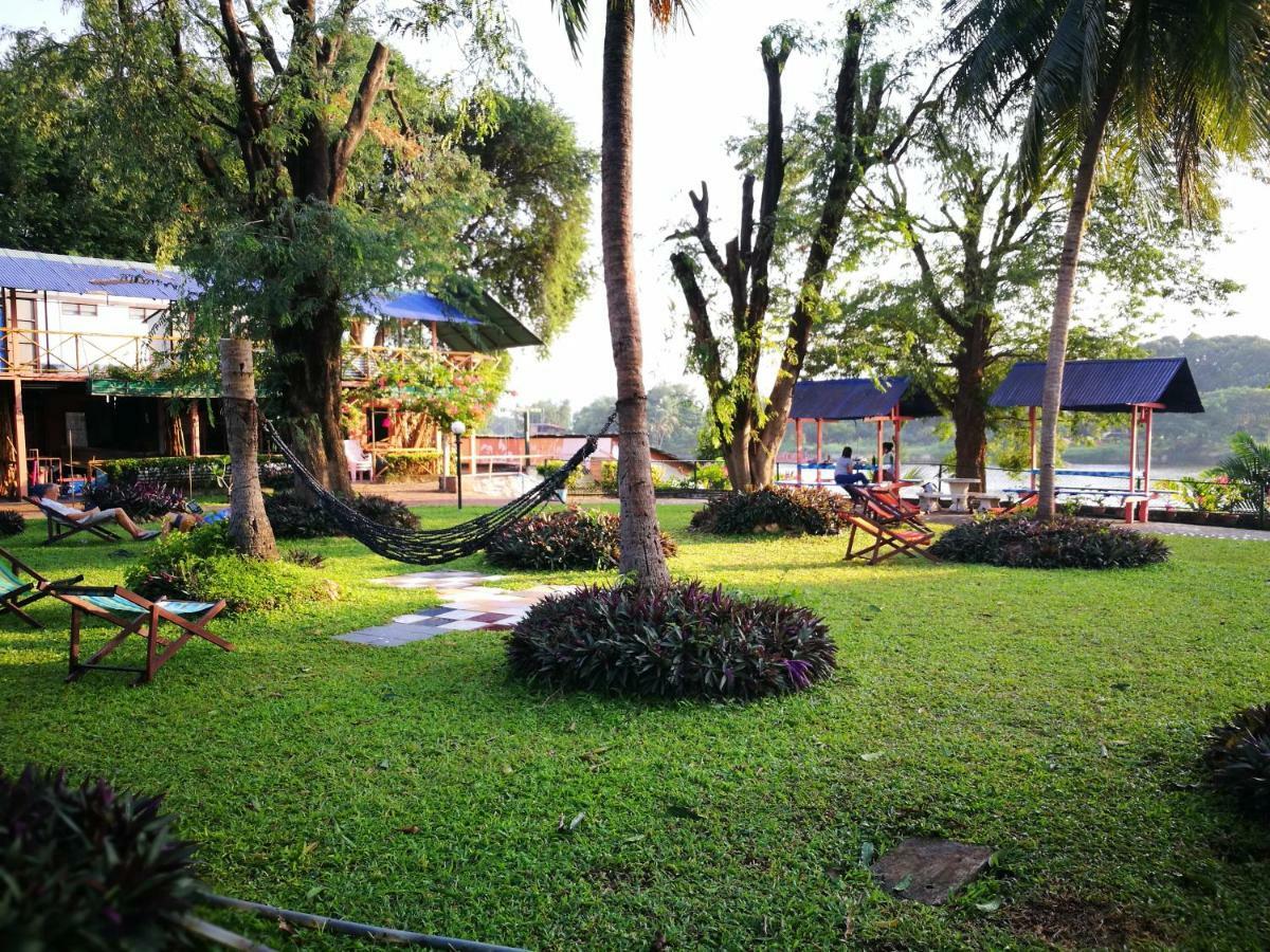 Apartmán Smiley Frog Kanchanaburi Exteriér fotografie