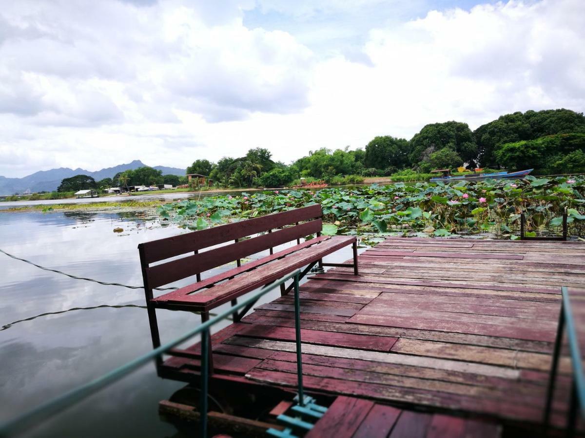 Apartmán Smiley Frog Kanchanaburi Exteriér fotografie
